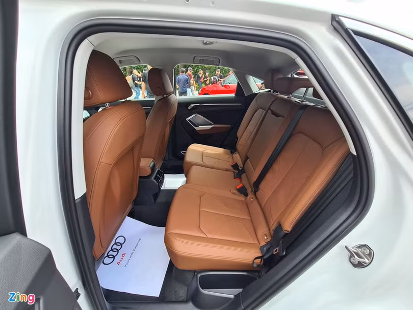 Các mẫu SUV hạng sang khoảng 2 tỷ đồng mới được ra mắt tại Việt Nam