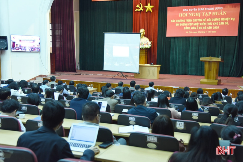 Nâng cao kiến thức cho đội ngũ làm công tác Tuyên giáo ở cơ sở