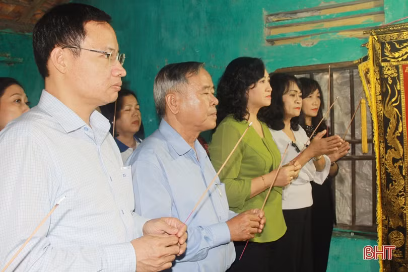 Thành phố Hồ Chí Minh hỗ trợ người dân vùng lũ Hà Tĩnh 3,6 tỷ đồng