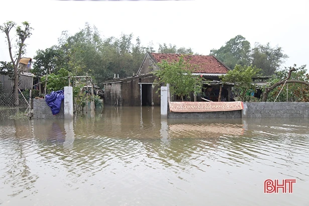 Lũ chồng lũ, Hà Tĩnh thiệt hại nặng