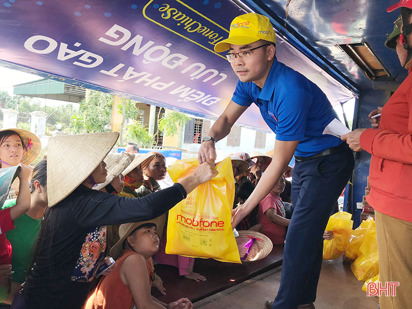 Mobifone Hà Tĩnh nỗ lực đảm bảo thông tin liên lạc trong bão lũ
