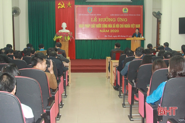 Công đoàn Hà Tĩnh phát động hưởng ứng ngày Pháp luật Việt Nam