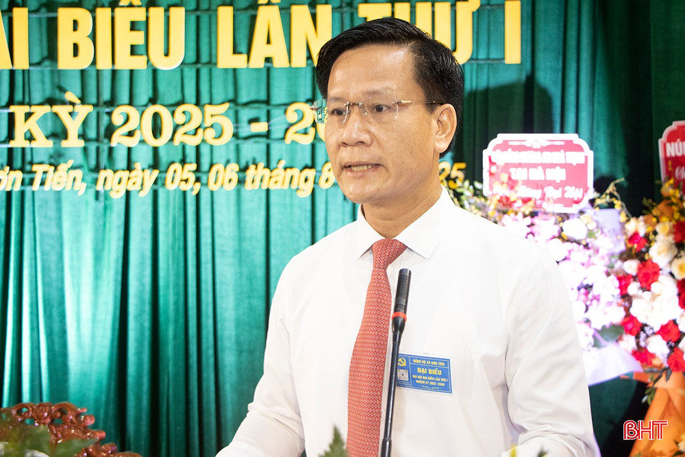 Giám đốc Sở Nội vụ Trịnh Văn Ngọc phát biểu chỉ đạo tại đại hội. Giám đốc Sở Nội vụ Trịnh Văn Ngọc phát biểu chỉ đạo tại đại hội.