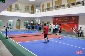 Sôi nổi giải Pickleball tại Trường Chính trị Trần Phú
