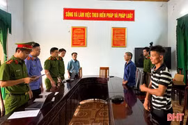 Khởi tố hai đối tượng về tội "Cố ý gây thương tích"