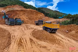 Gỡ "nút thắt" vật liệu xây dựng để các công trình tăng tốc thi công