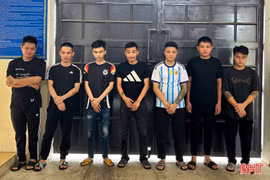 Khởi tố 7 đối tượng mua bán, tổ chức sử dụng trái phép chất ma túy