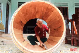 Những đôi tay giữ hồn nghề truyền thống