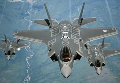 Tiêm kích tàng hình F-35 của Mỹ my mang con bai quyet dinh f 35 toi anh doa nga