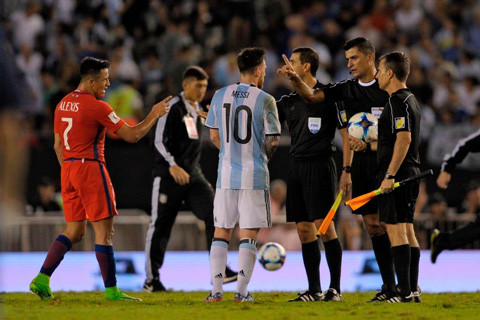 messi tu choi de nghi giam an treo gio tu fifa