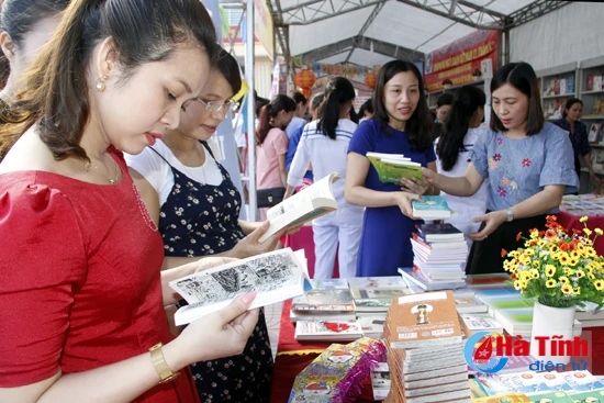 dac sac ngay sach viet nam tai ha tinh