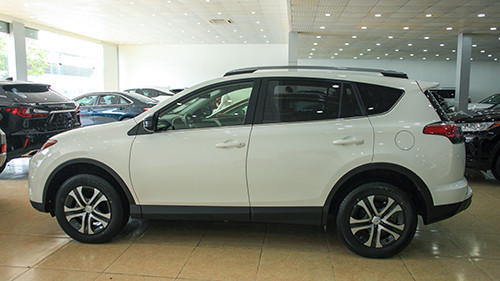 toyota rav4 2017 dau tien tai viet nam