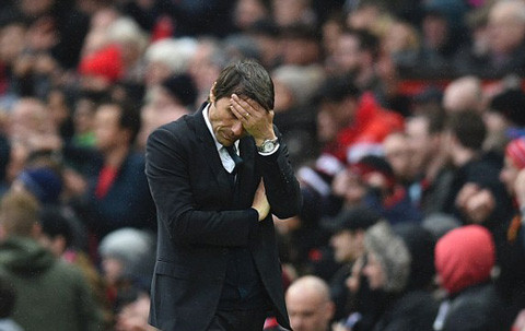 m u ha chelsea thoi lua vao cuoc dua vo dich