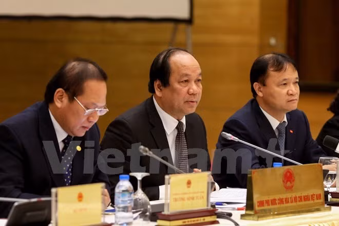 khan truong ban hanh cac van ban phap luat con no dong