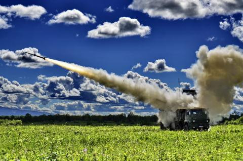 Hệ thống Pantsir-S1 đánh chặn mục tiêu. chi vu khi nga diet duoc tomahawk