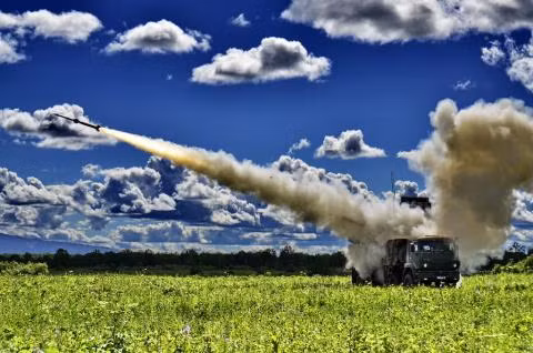 chi vu khi nga diet duoc tomahawk