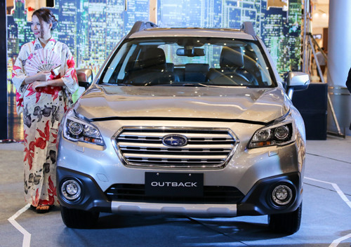 Subaru Outback 2017 có thiết kế tương tự bản cũ. subaru outback suv gia dinh gia tu 1 7 ty tai viet nam