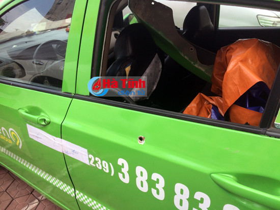 dung sung truy sat nhau truoc khach san bmc