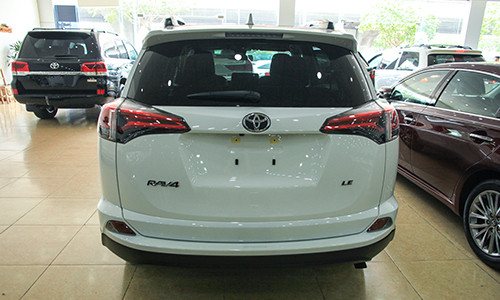 toyota rav4 2017 dau tien tai viet nam