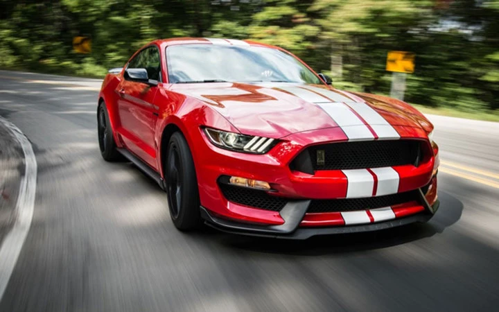 chiem nguong 10 chiec xe tot nhat nam 2017