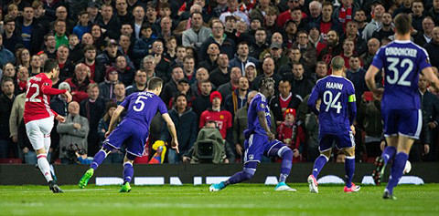rashford toa sang trong hiep phu dua m u vao ban ket
