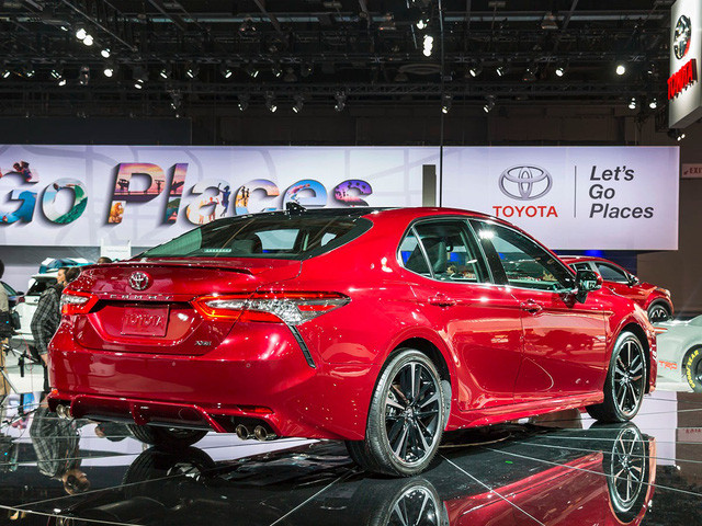 day la hinh anh xem truoc cua toyota camry 2018 cho chau a