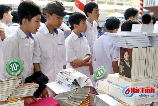 dac sac ngay sach viet nam tai ha tinh