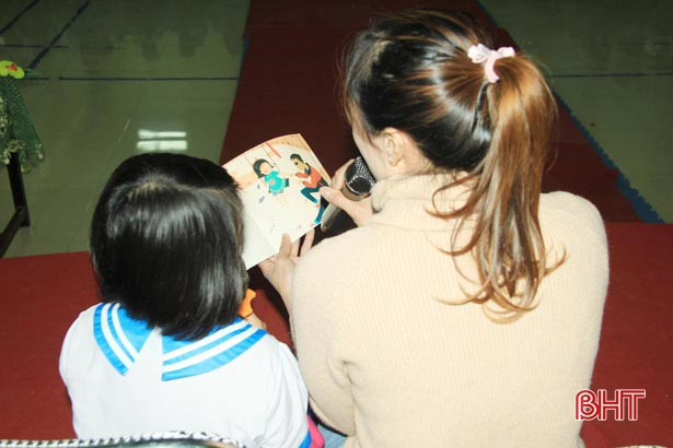 Hơn 1.400 phụ huynh, học sinh Nghi Xuân tham gia ngày hội đọc sách