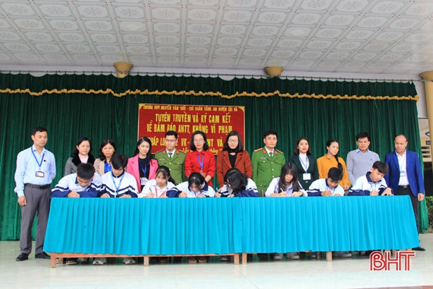 Học sinh Hà Tĩnh được nghỉ tết Nguyên đán 9 ngày