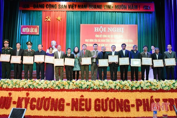 Nâng cao năng lực lãnh đạo, chỉ đạo của Đảng trên mọi mặt trận