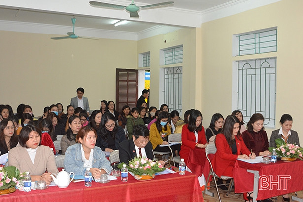 Khai trương Phòng hỗ trợ phụ nữ Hà Tĩnh khởi nghiệp