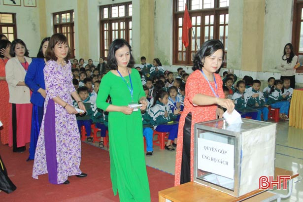 Hơn 1.400 phụ huynh, học sinh Nghi Xuân tham gia ngày hội đọc sách