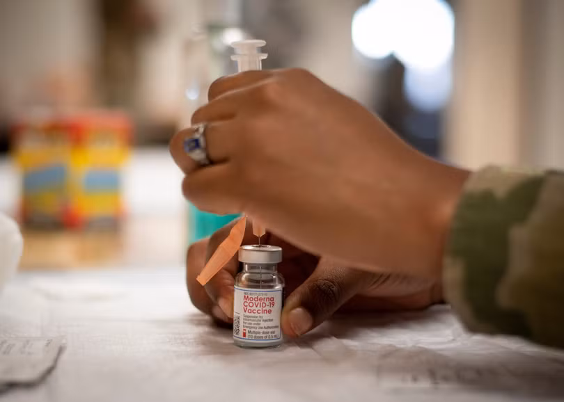 Lính Mỹ đồn trú tại Nhật Bản, Hàn Quốc tiêm vaccine ngừa Covid-19