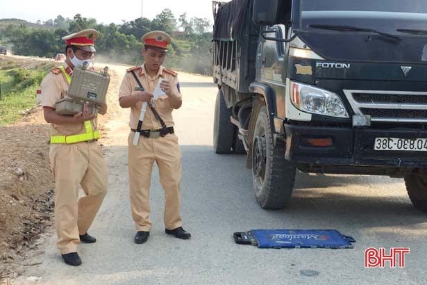 Công an Vũ Quang xử phạt hơn 80 chủ phương tiện sau 4 ngày ra quân trấn áp tội phạm