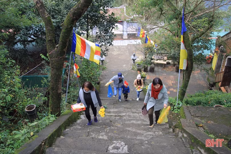 Xuân sớm trên “Hoan Châu đệ nhất danh lam” 