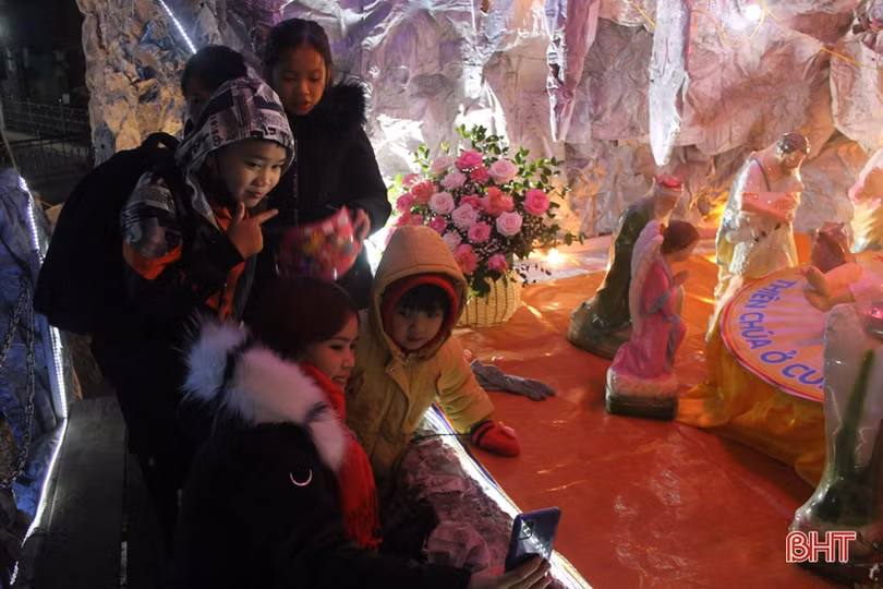 Giáng sinh ấm áp, an lành khắp các miền quê Hà Tĩnh