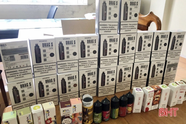 Công an TP Hà Tĩnh liên tiếp thu giữ thuốc lá điện tử không rõ nguồn gốc