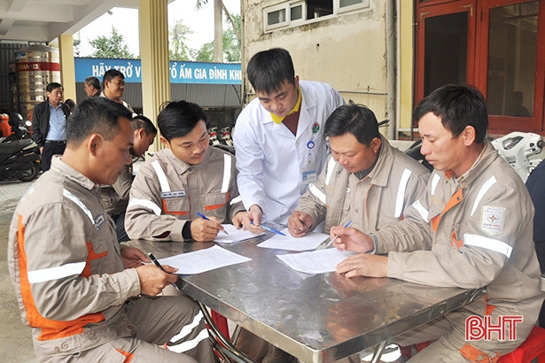 “Lan tỏa yêu thương”, cán bộ, nhân viên Điện lực Hà Tĩnh hiến 84 đơn vị máu