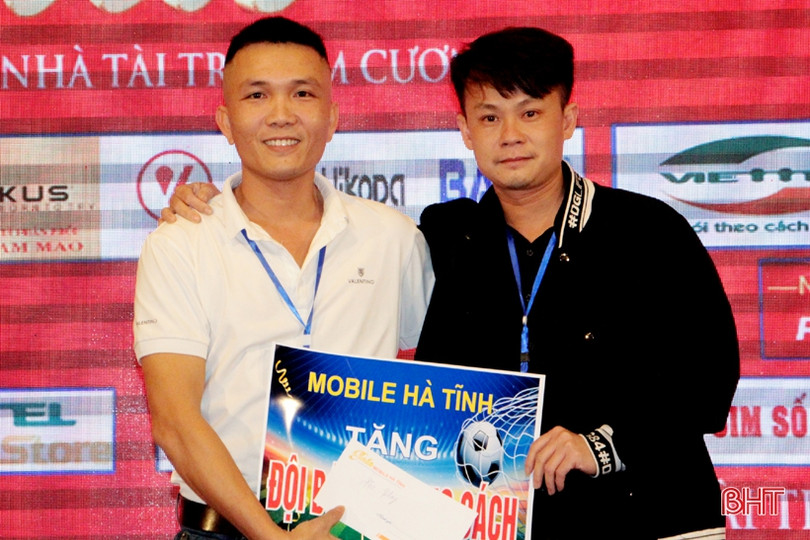 FC Mobile TP Hà Tĩnh vô địch Giải bóng đá Mobile Hà Tĩnh