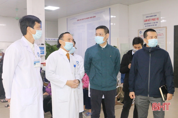 Bệnh viện Đại học Y Hà Nội triển khai thí điểm phòng khám từ xa đầu tiên tại Hà Tĩnh