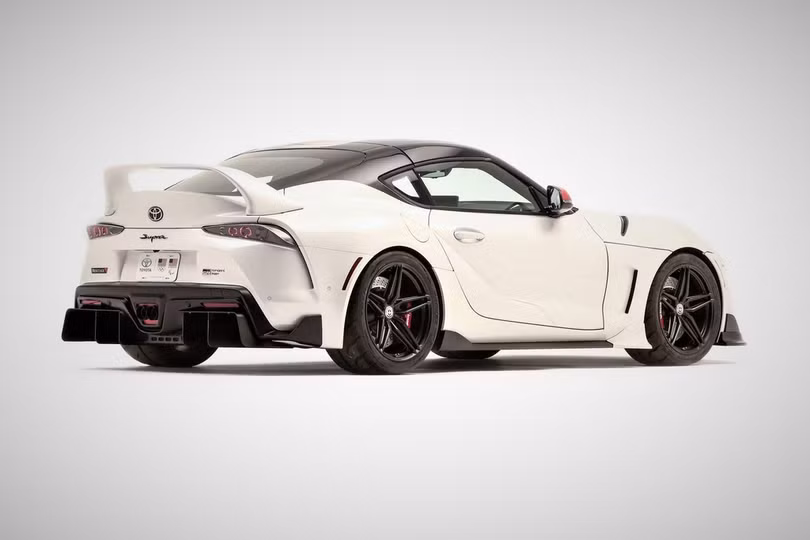 Toyota giới thiệu phiên bản GR Supra mui trần