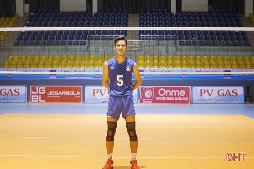 Chủ công bóng chuyền Hà Tĩnh Lê Văn Thành: “Mong góp mặt vào đội tuyển dự SEA Games 31”