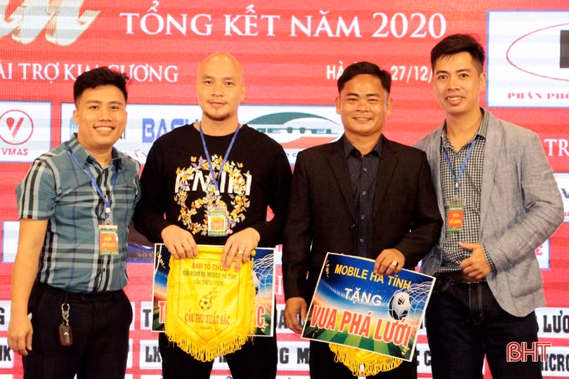 FC Mobile TP Hà Tĩnh vô địch Giải bóng đá Mobile Hà Tĩnh 