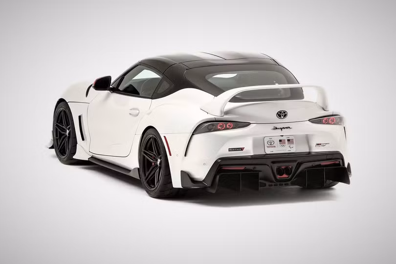 Toyota giới thiệu phiên bản GR Supra mui trần