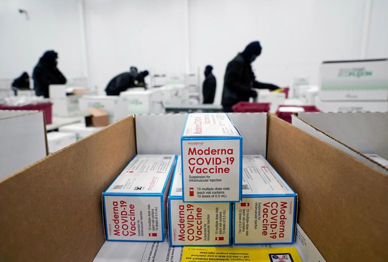 Tổng thống đắc cử Mỹ Joe Biden tiêm vaccine ngừa Covid-19 Pfizer-BioNTech
