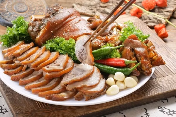 Rét đậm, mẹ làm 4 món ngon từ chân giò này cả nhà khen không ngớt lời