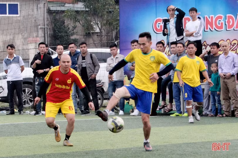 FC Mobile TP Hà Tĩnh vô địch Giải bóng đá Mobile Hà Tĩnh 