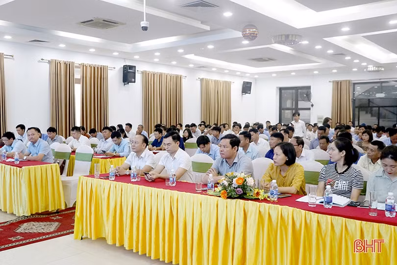 Hà Tĩnh nâng cao năng lực quản lý, giám sát trong xây dựng nông thôn mới cho cán bộ cơ sở