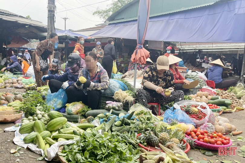 Dịch bệnh diễn biến phức tạp, người dân Hà Tĩnh vẫn chưa chú ý thông điệp 5K