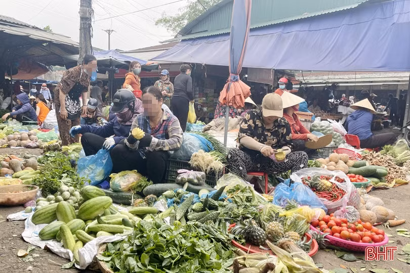 Dịch bệnh diễn biến phức tạp, người dân Hà Tĩnh vẫn chưa chú ý thông điệp 5K